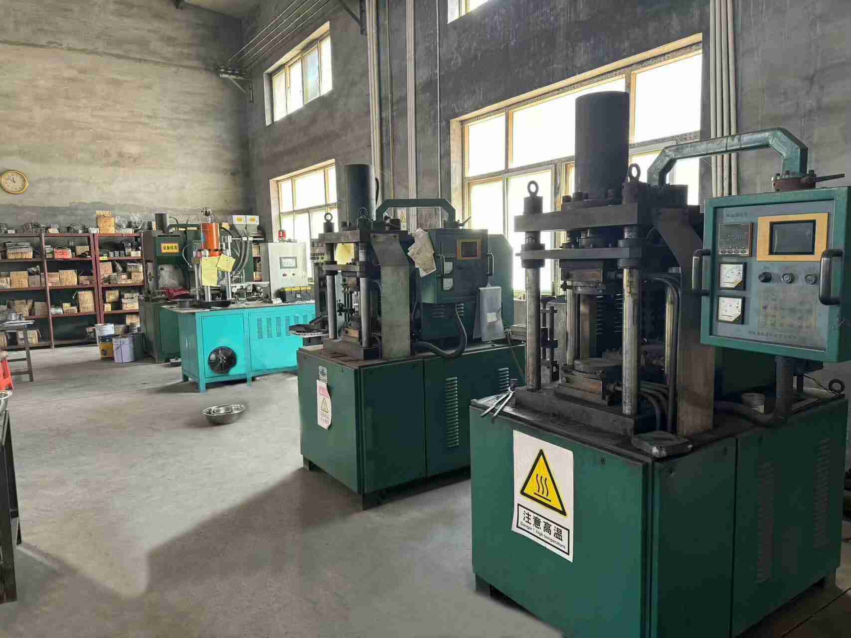 Línea de producción automatizada para brocas PDC